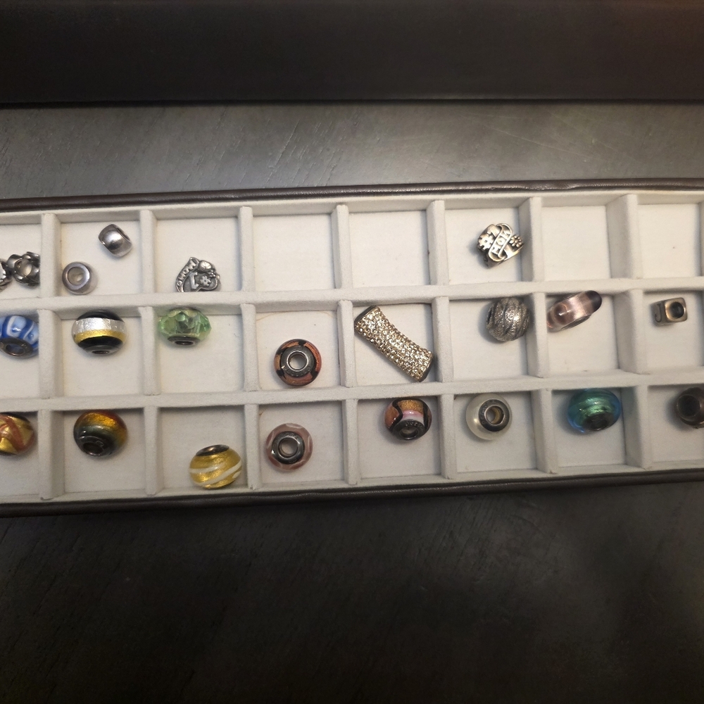 Persona Bead, Bracelet and Box Set - Picture 3 of 6